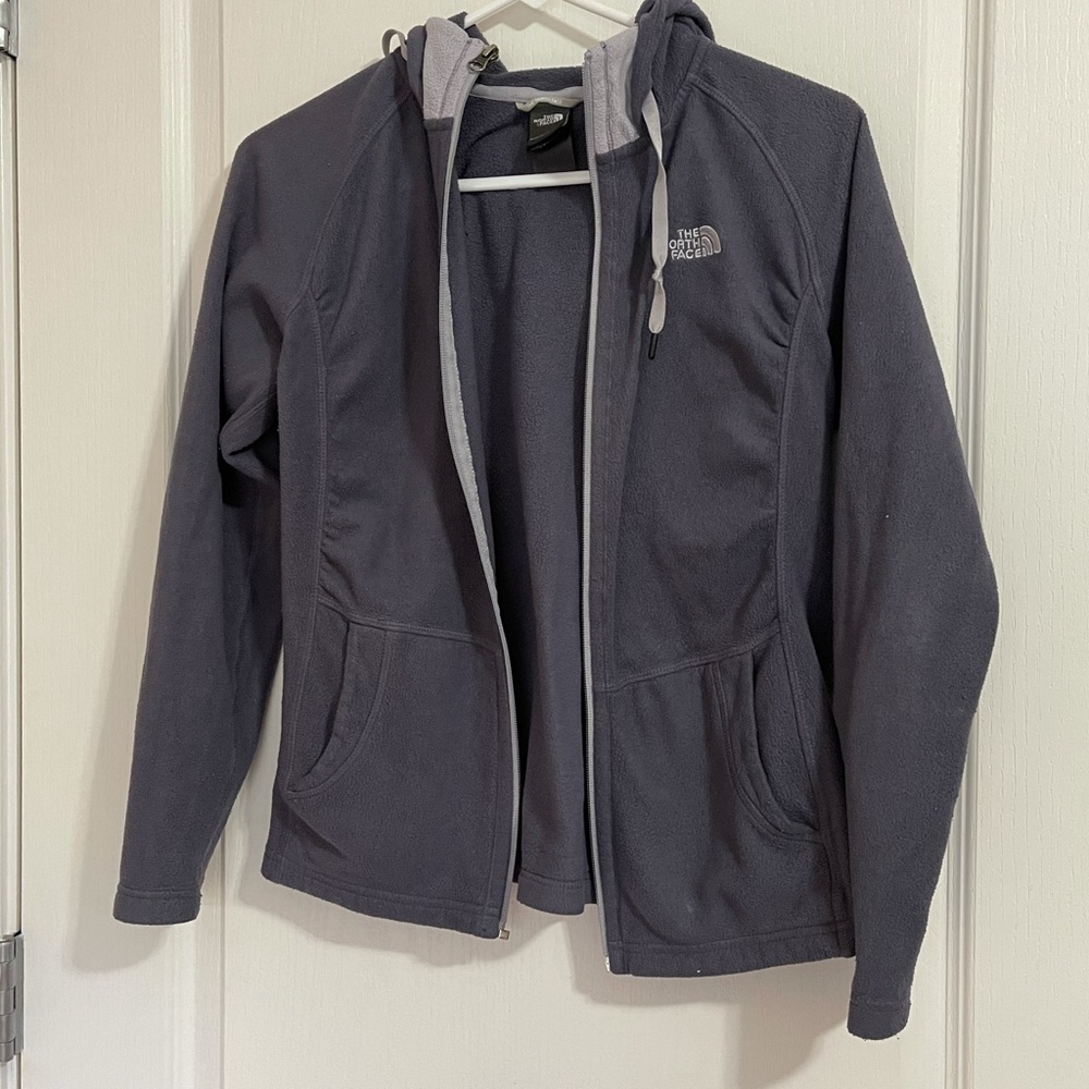 North face size small
